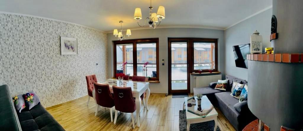 Krokus Apartamentyzakopianskie Basen Sauna Jacuzzi Apartment *